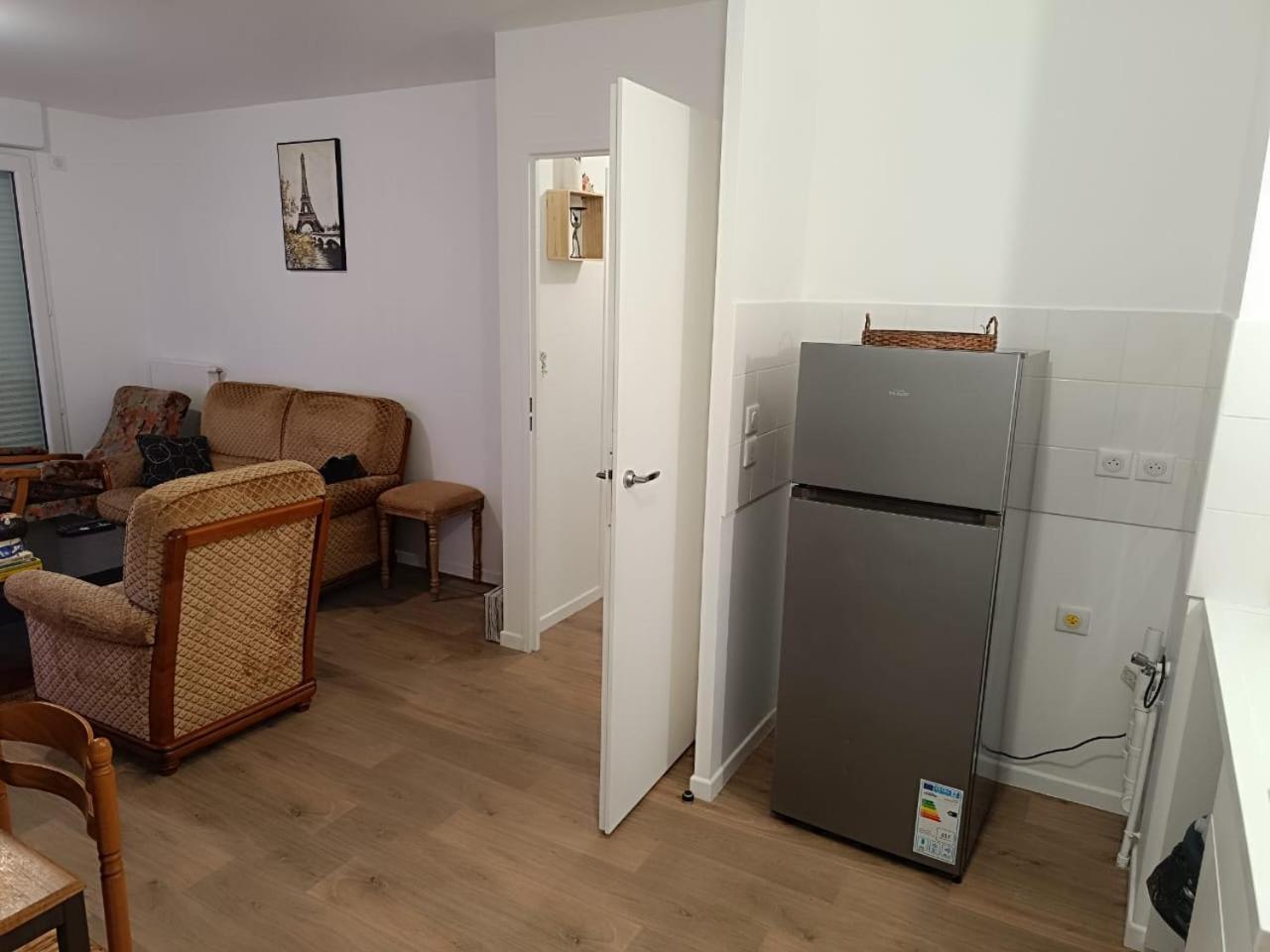 קונפלן-סנט-הונורין Bel Appartement Disponible מראה חיצוני תמונה