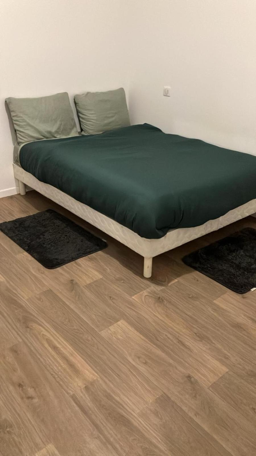 קונפלן-סנט-הונורין Bel Appartement Disponible מראה חיצוני תמונה